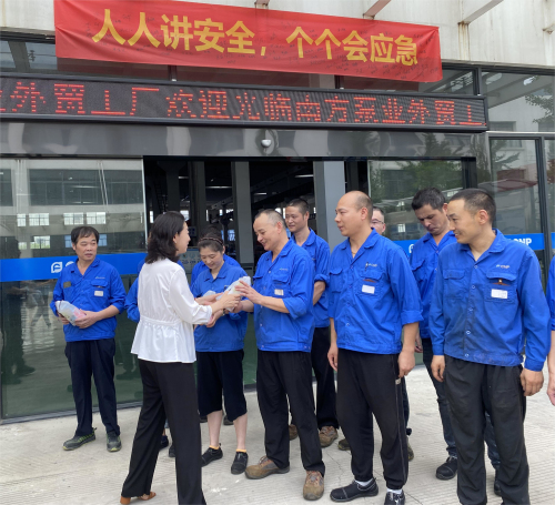 1693895667996835.jpg 2.jpg