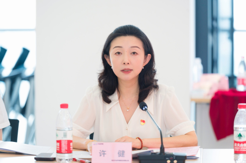 5许书记发言照片.jpg